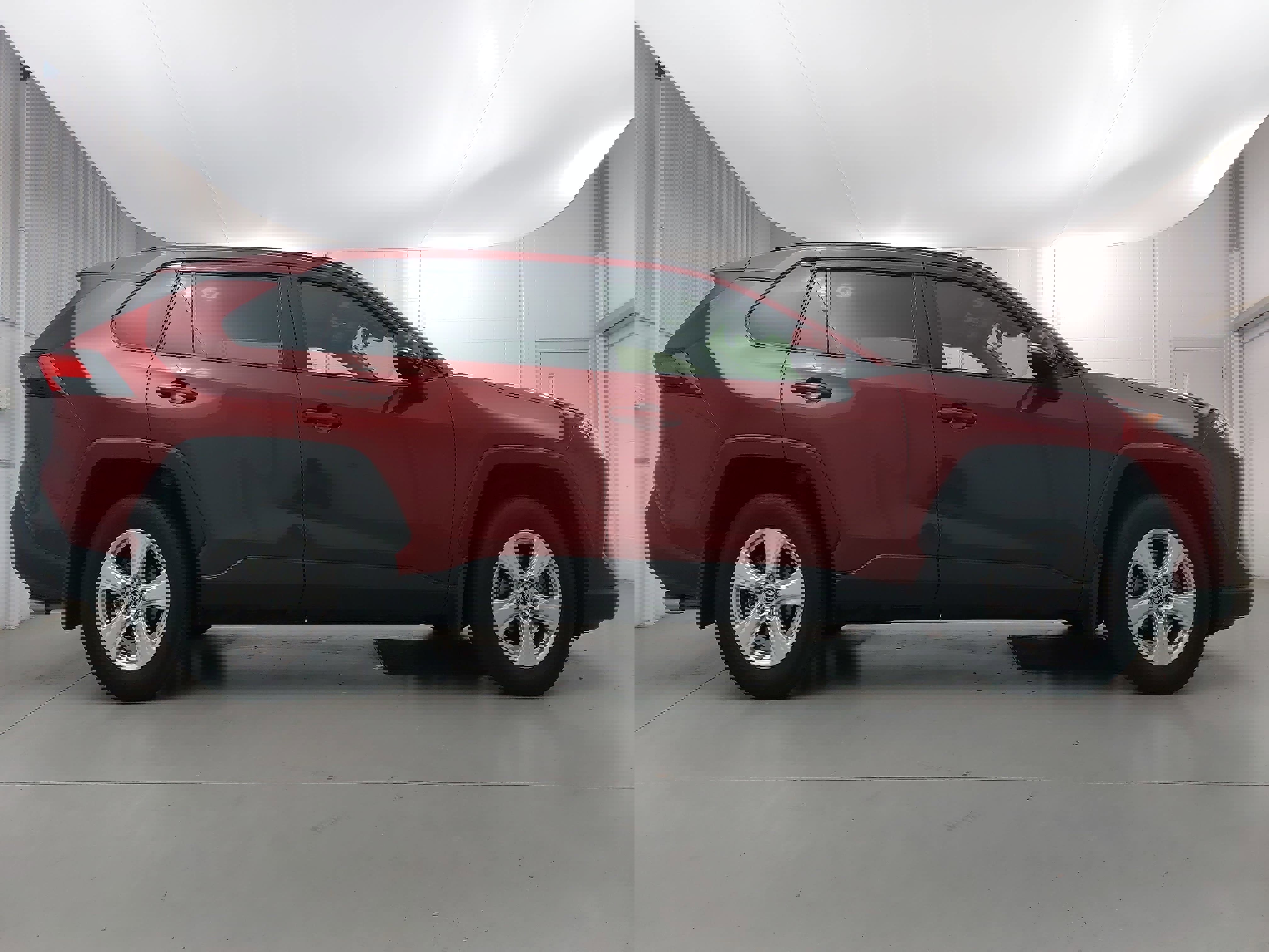 Used 2019 Toyota RAV4 XLE w/ All Weather Liner Package image 8