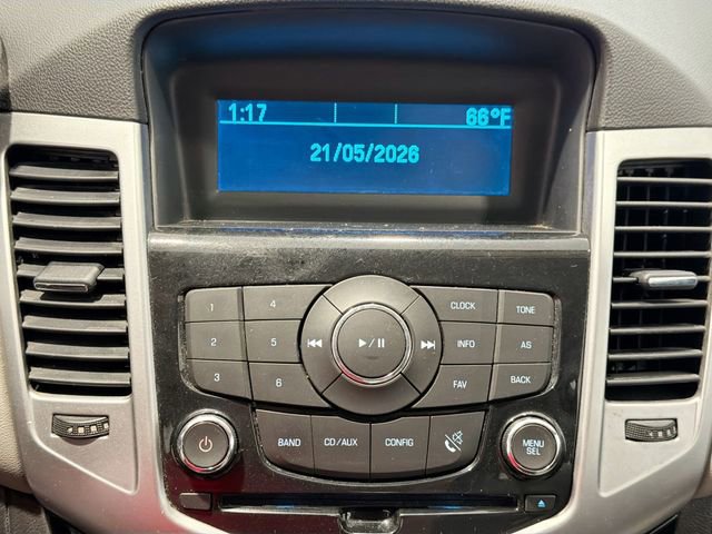 Used 2013 Chevrolet Cruze LS FWD image 13