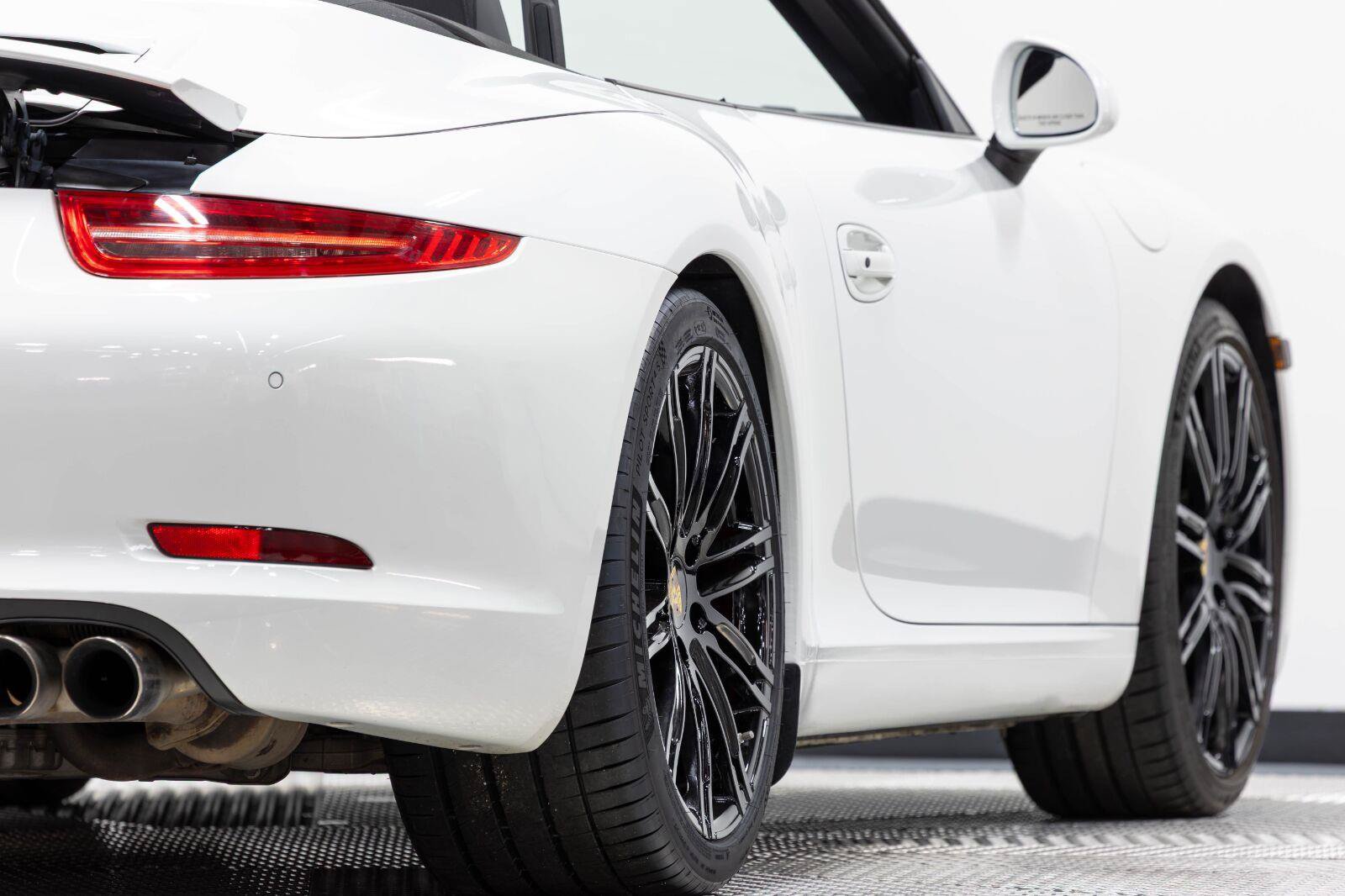 Used 2016 Porsche 911 Carrera S RWD image 27