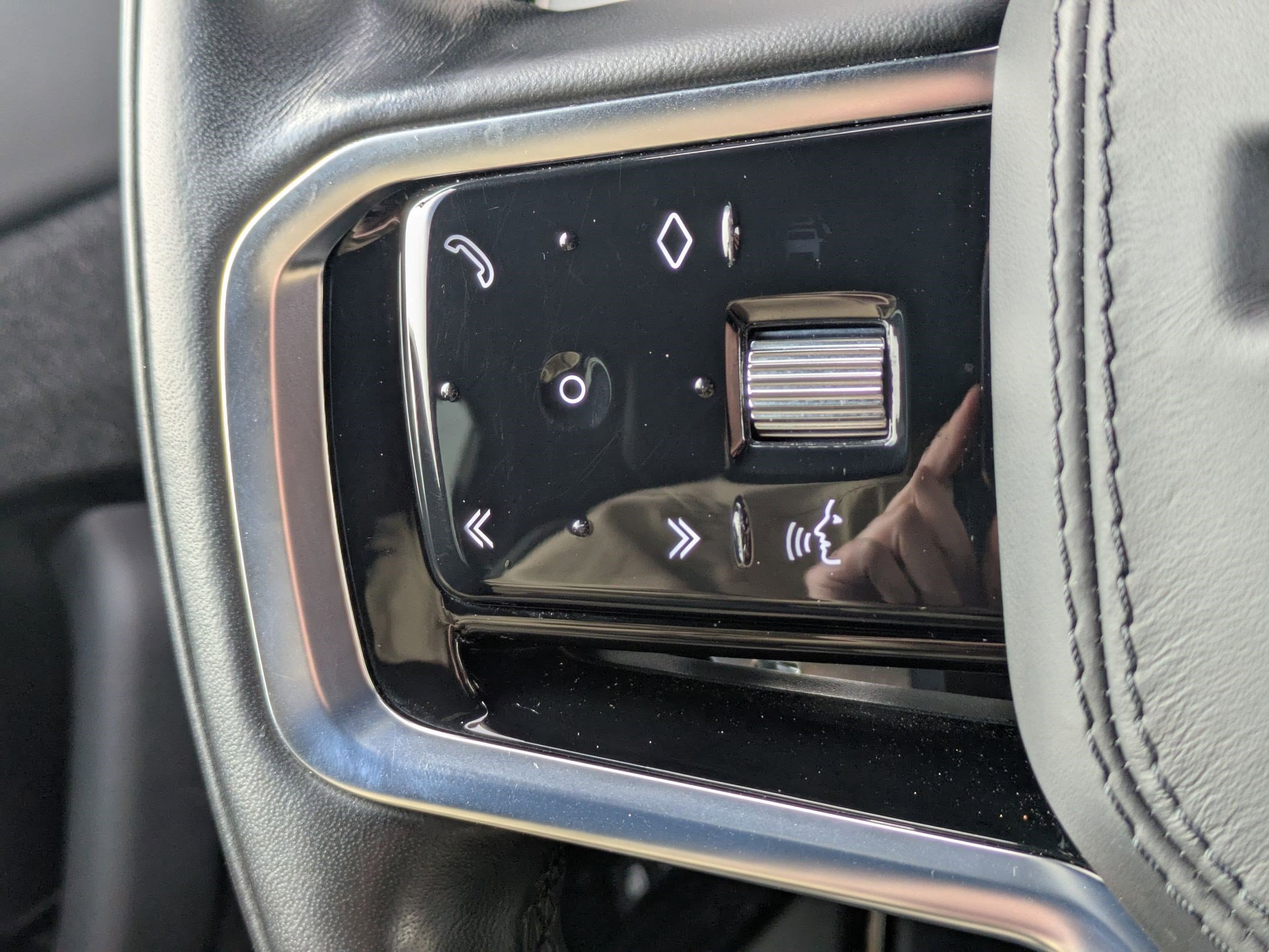 Certified 2023 Land Rover Range Rover Sport SE image 16