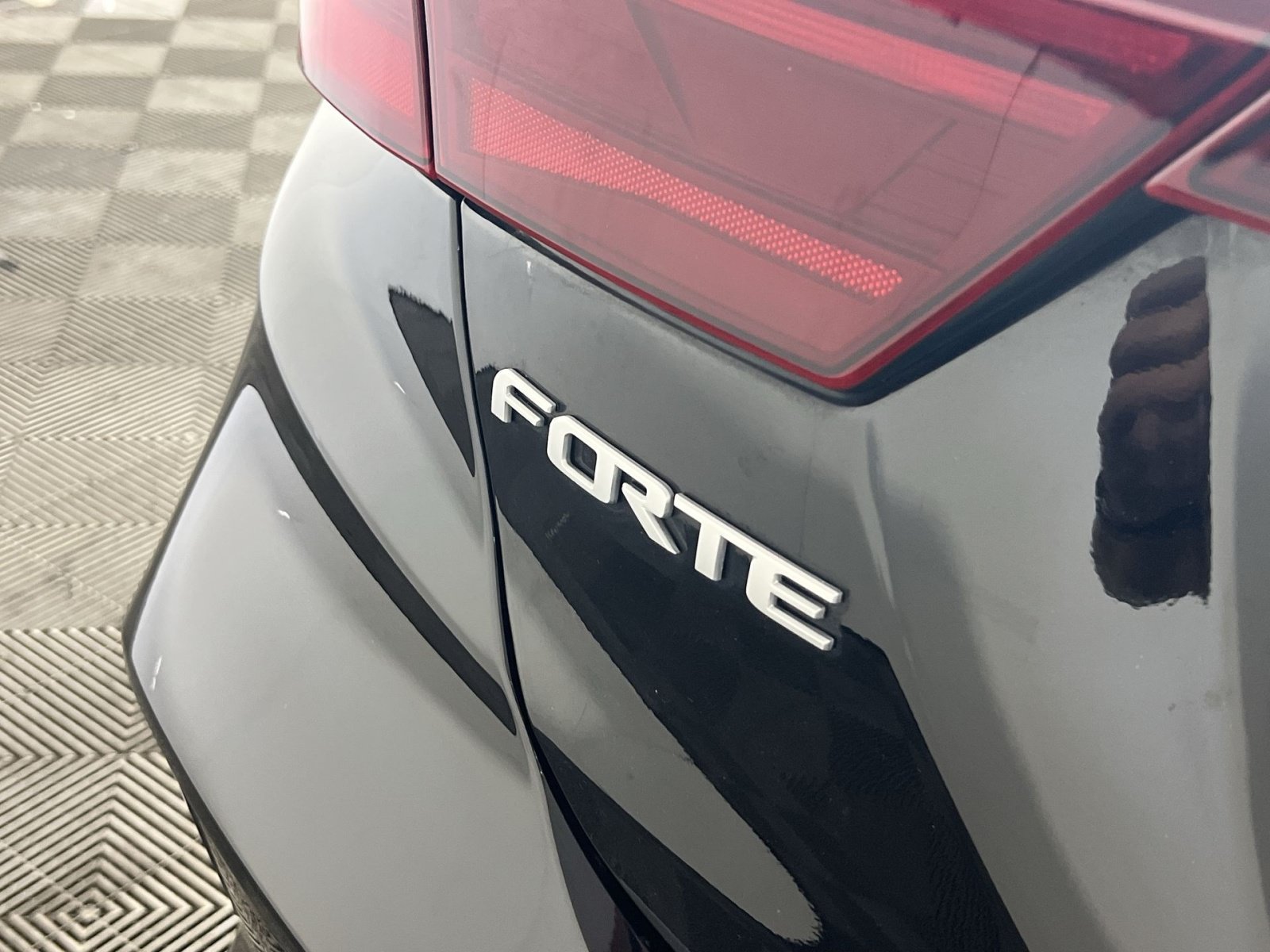 Used 2023 Kia Forte LXS FWD image 26