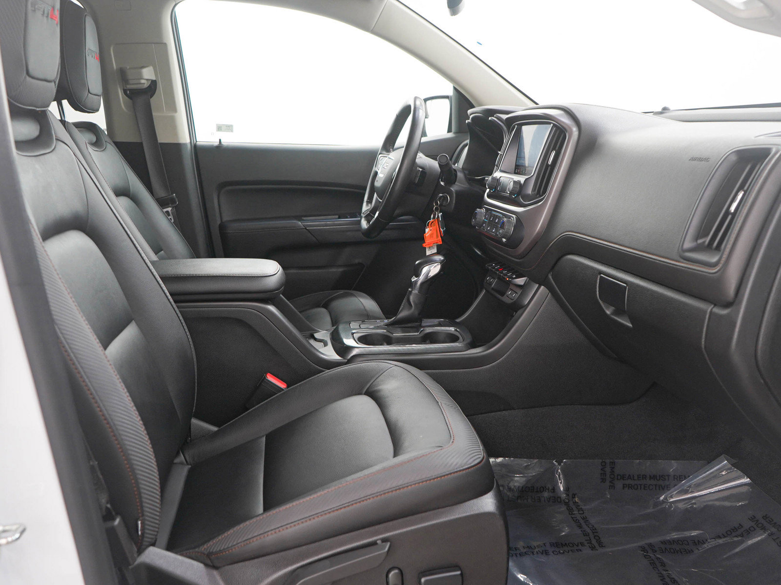 Used 2022 GMC Canyon AT4 image 13