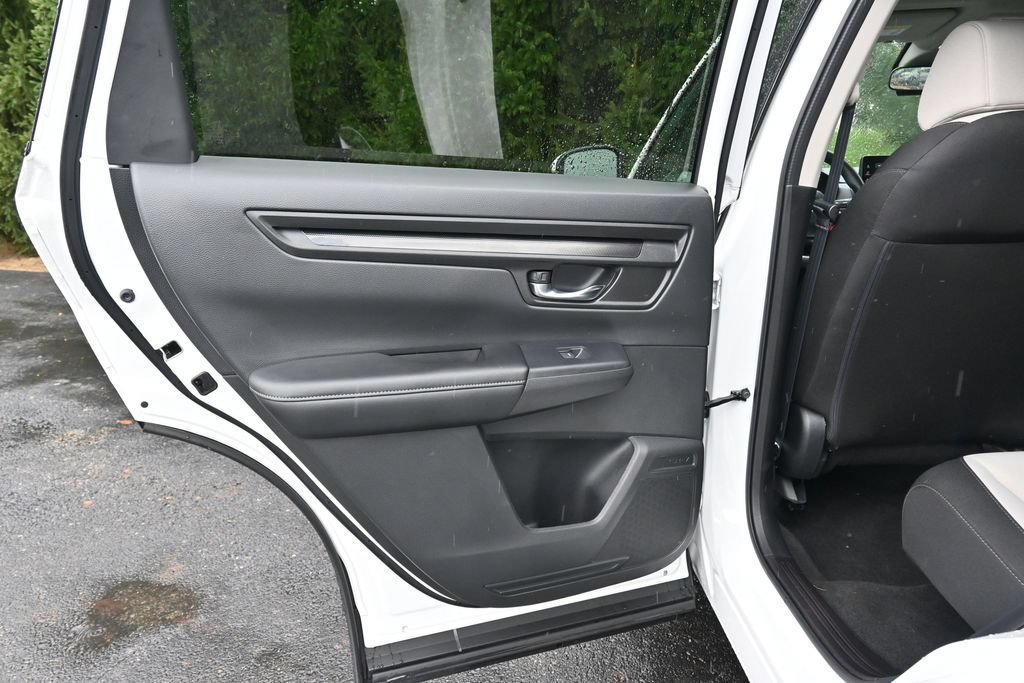 Certified 2026 Honda CR-V EX image 10