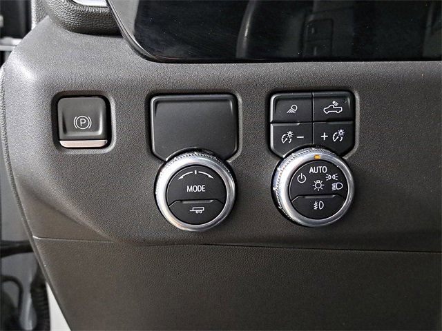 Used 2023 GMC Sierra 1500 SLT w/ SLT Premium Package image 23