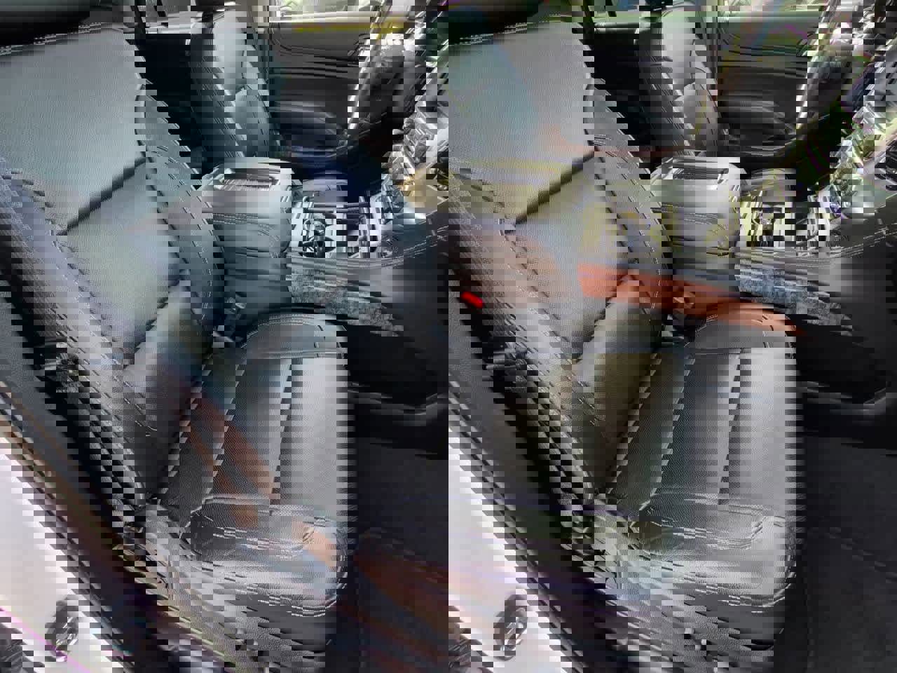 Used 2019 Chevrolet Suburban Premier image 24