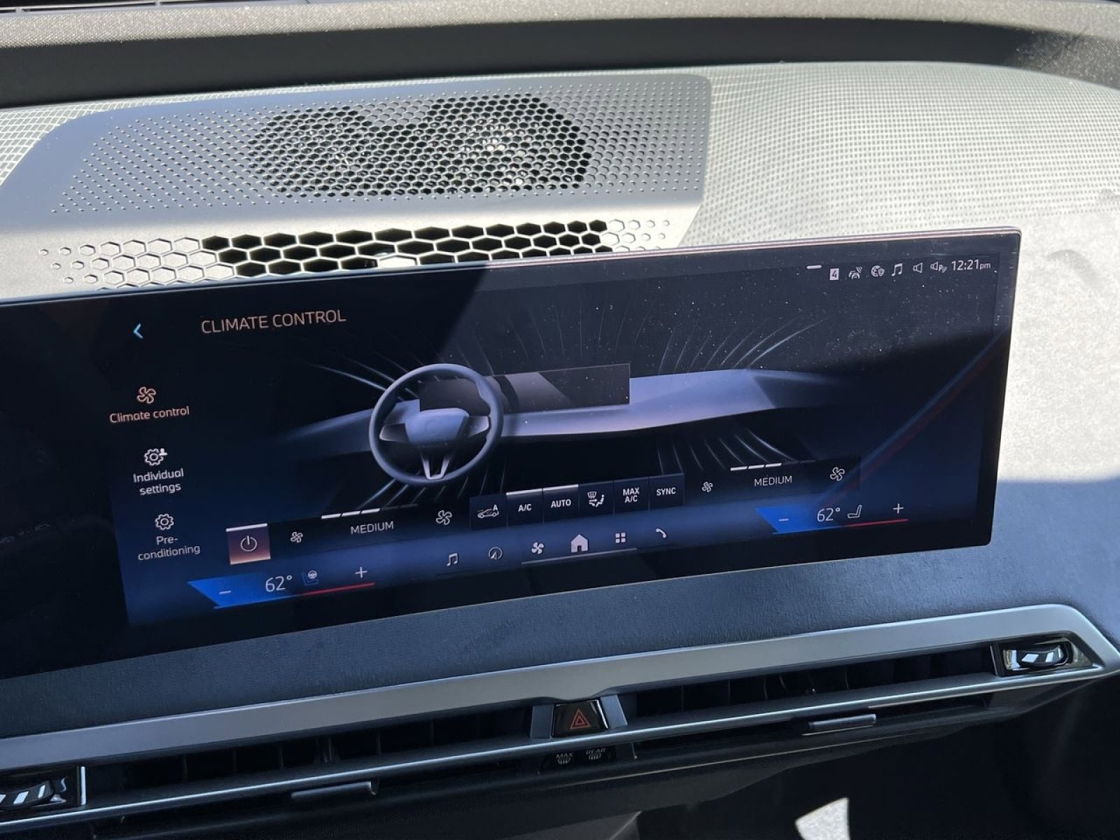 New 2026 BMW iX xDrive60 w/ M Sport Package image 18