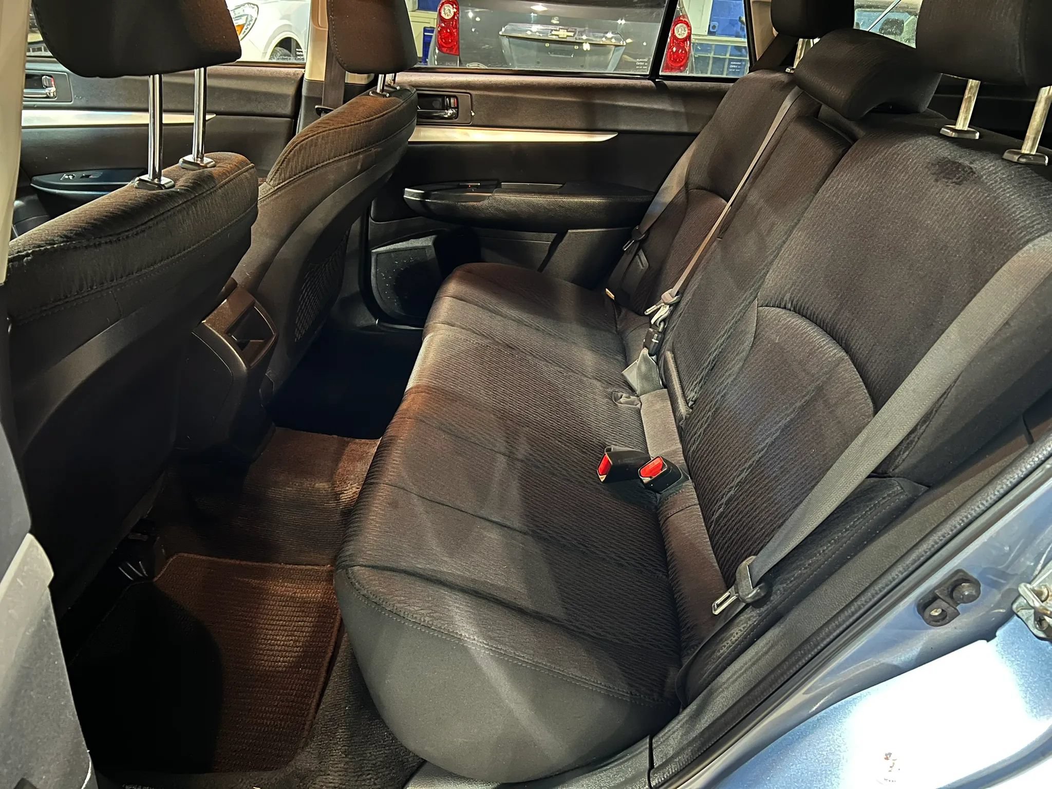 Used 2011 Subaru Outback 2.5i Premium AWD/4WD image 13