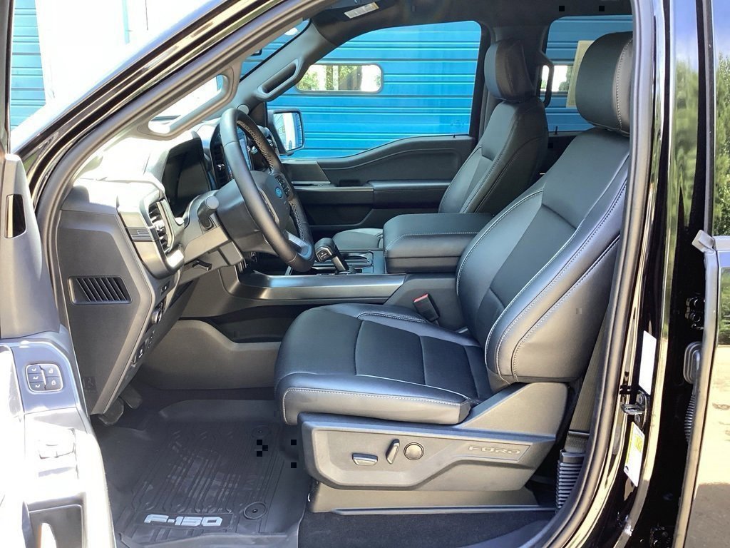 New 2025 Ford F150 Lariat w/ Equipment Group 501A Mid image 23