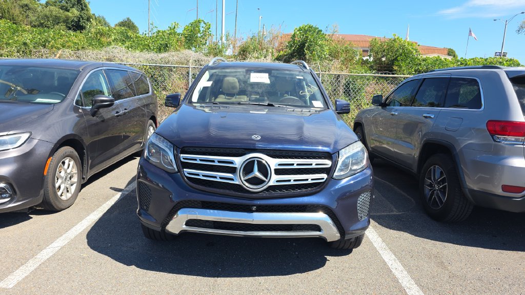 Used 2019 Mercedes-Benz GLS 450 4MATIC image 2