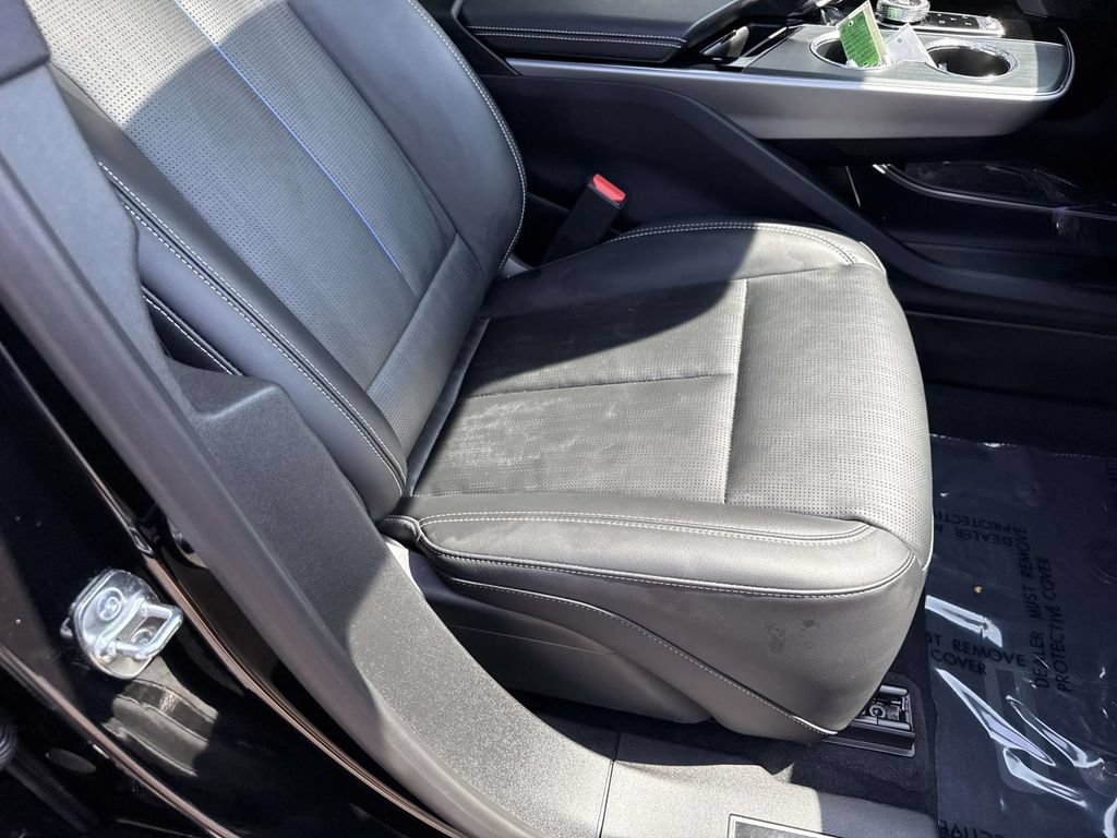 Certified 2025 Cadillac Lyriq Luxury w/ LPO, Floor Liner Package AWD/4WD image 28