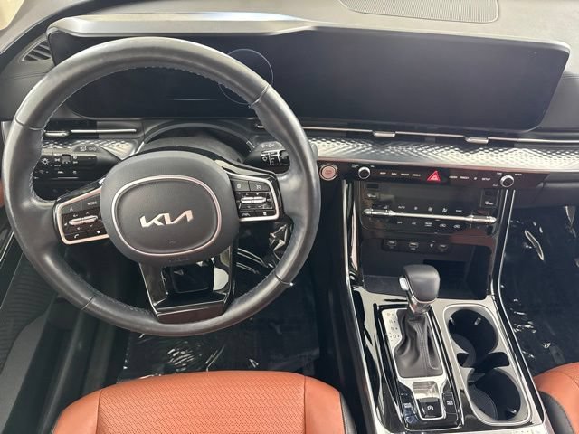Used 2023 Kia Carnival SX Prestige FWD image 27