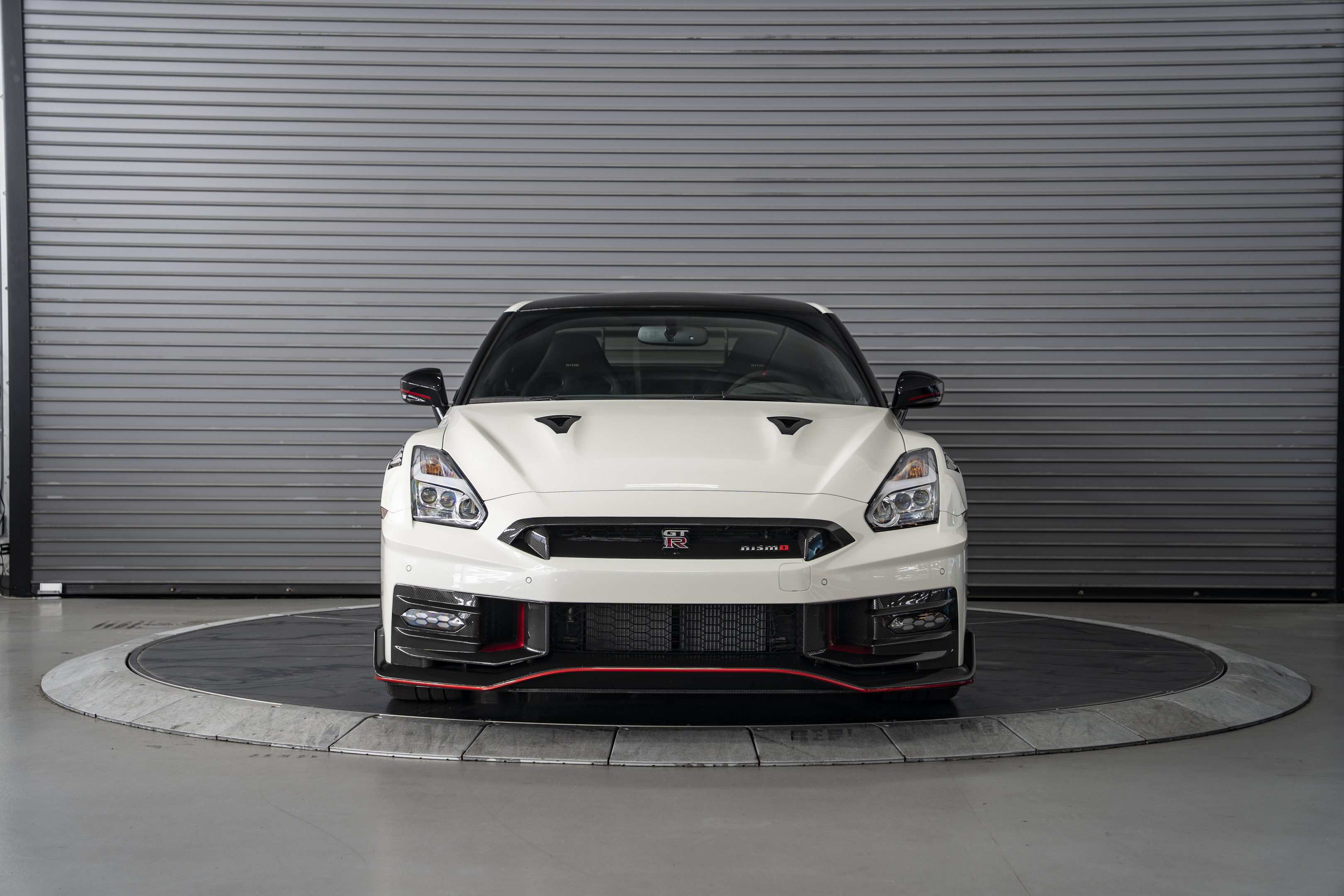 Used 2024 Nissan GT-R NISMO w/ Floor Mat Package AWD/4WD image 8
