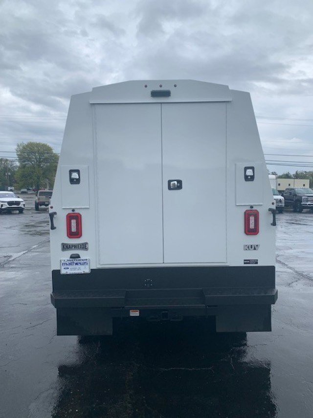 New 2025 Ford F550 4x4 Crew Cab Super Duty image 3