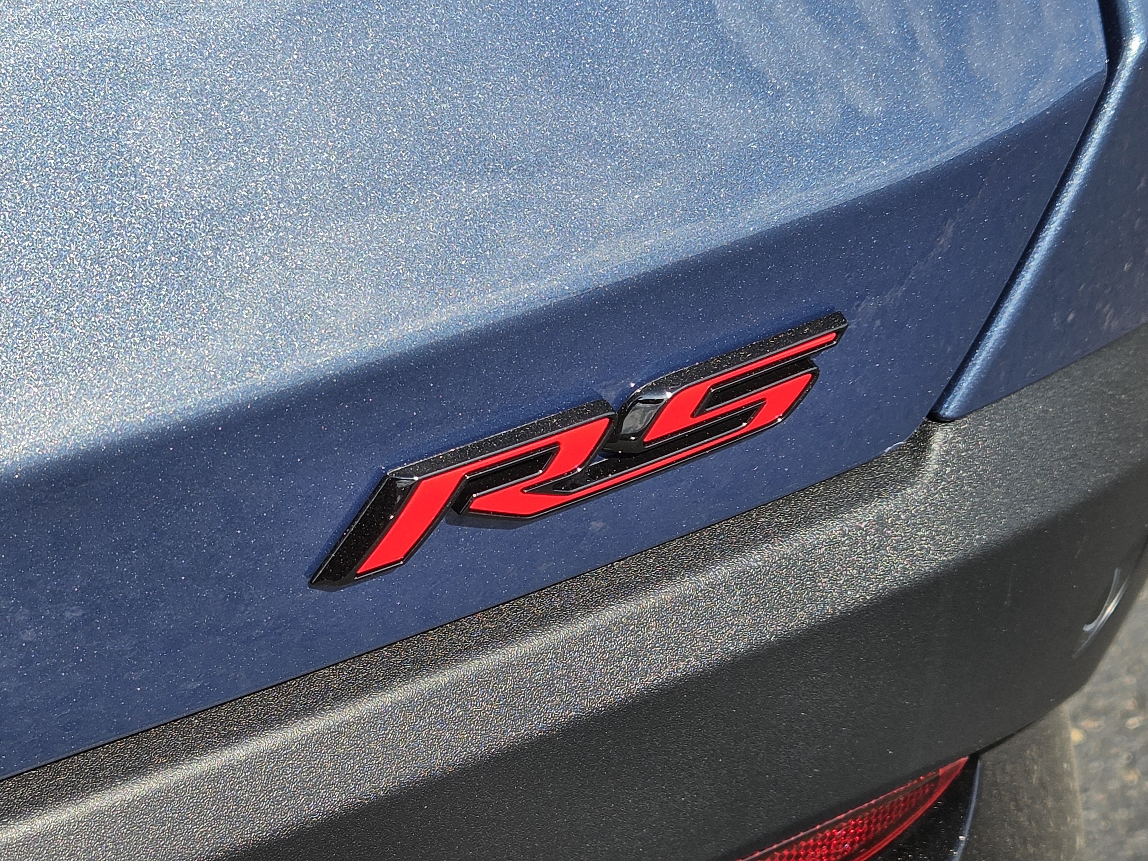 New 2027 Chevrolet Equinox RS w/ Convenience Package III FWD image 6
