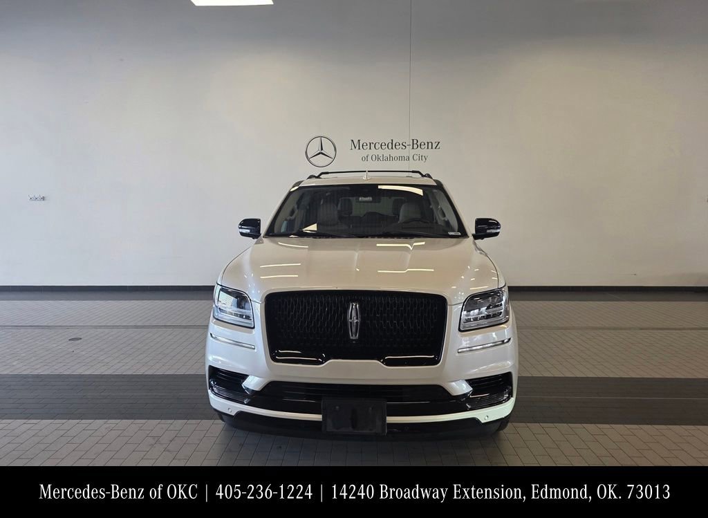 Used 2019 Lincoln Navigator Reserve w/ Cargo Package AWD/4WD image 2