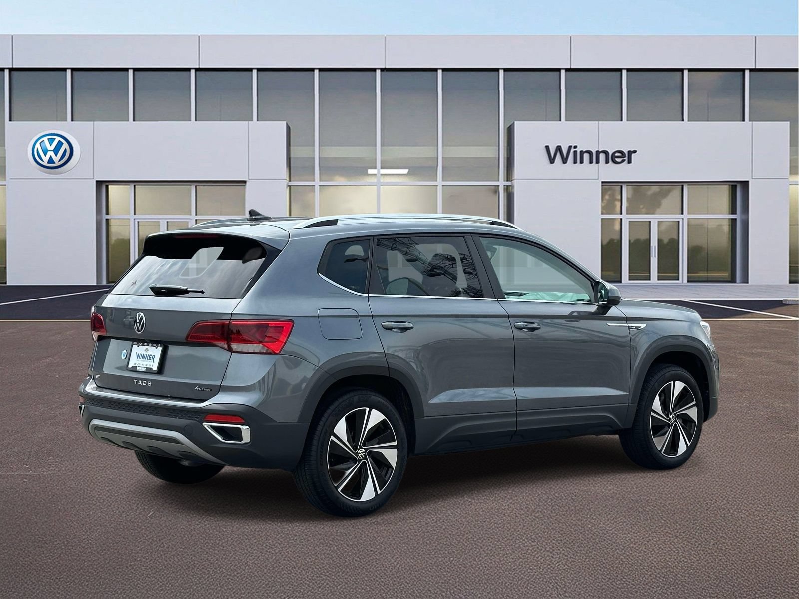 Certified 2024 Volkswagen Taos SE w/ Panoramic Sunroof Package AWD/4WD image 6