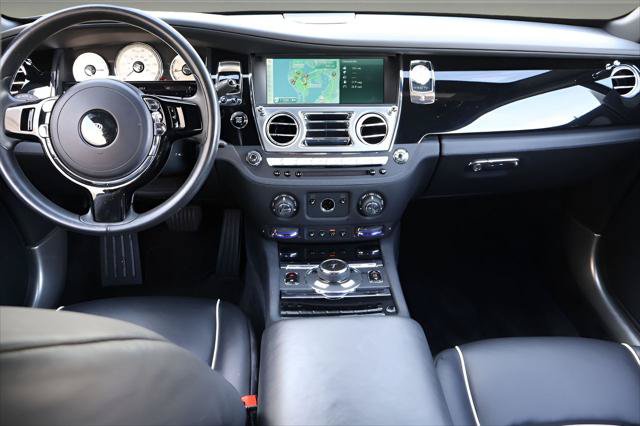 Certified 2017 Rolls-Royce Wraith RWD image 4