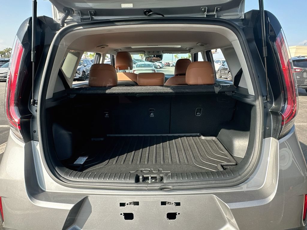 Certified 2024 Kia Soul EX w/ Option Group 015 FWD image 26