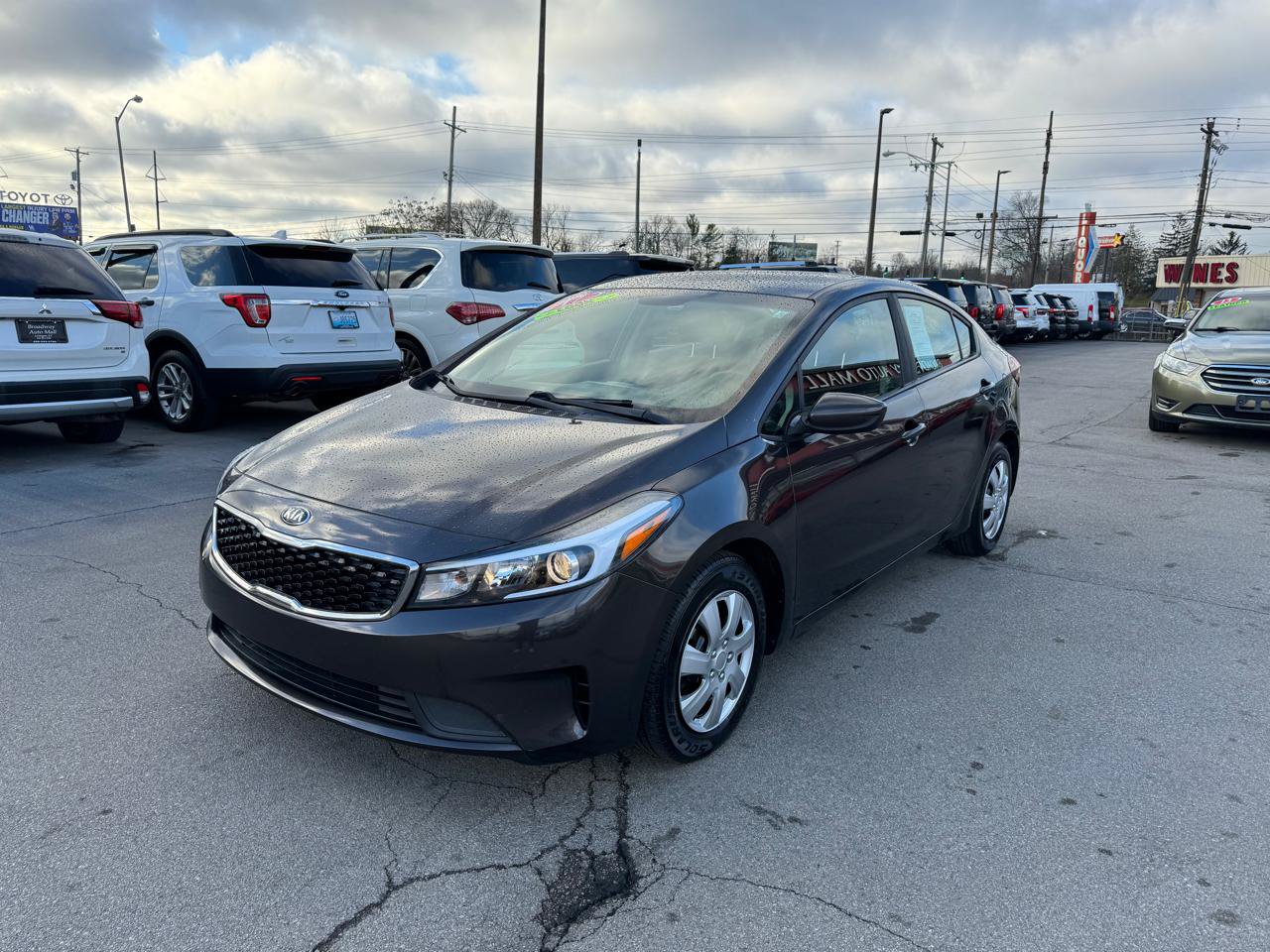 Used 2017 Kia Forte LX FWD image 7