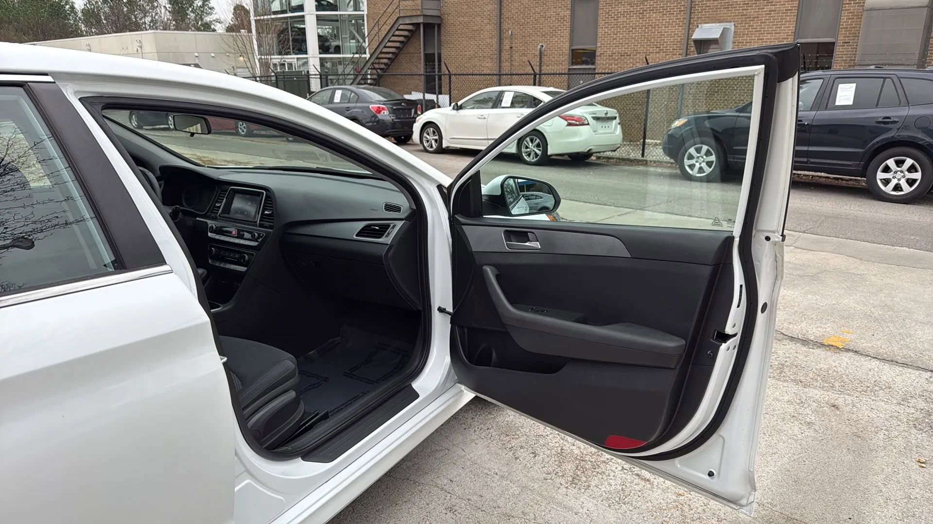 Used 2019 Hyundai Sonata SE image 24