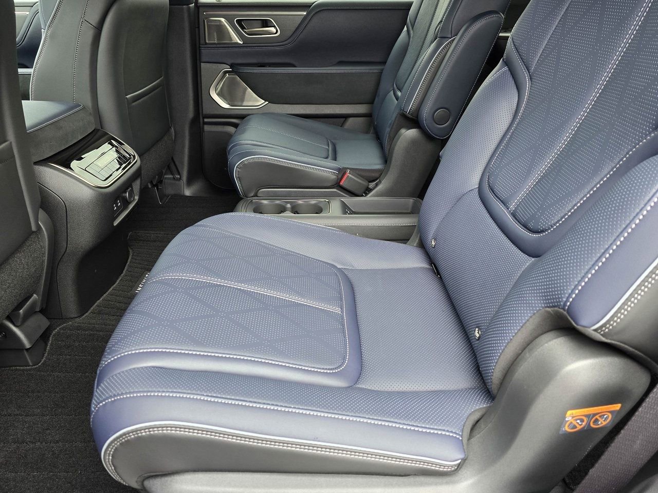 New 2026 INFINITI QX80 4WD image 32