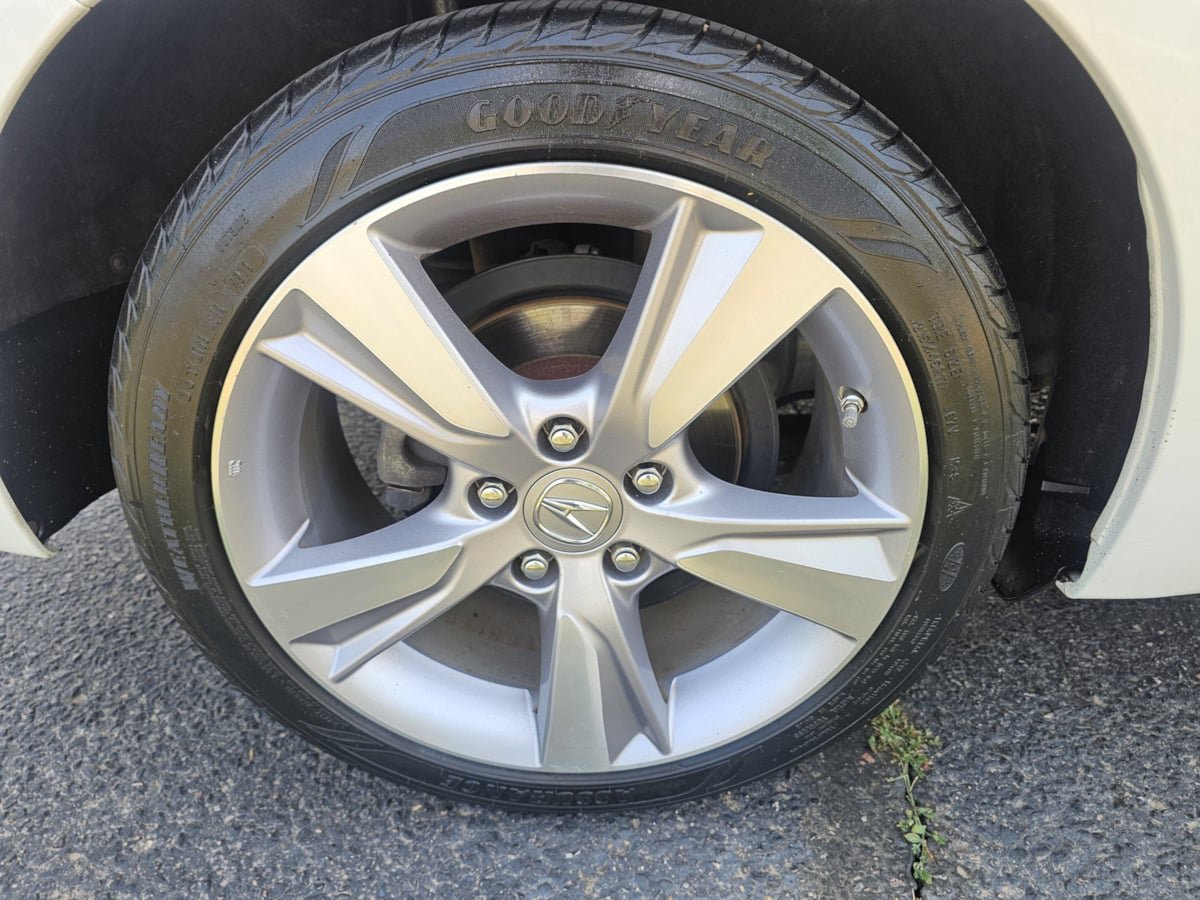 Used 2013 Acura ILX w/ Technology Package FWD image 44