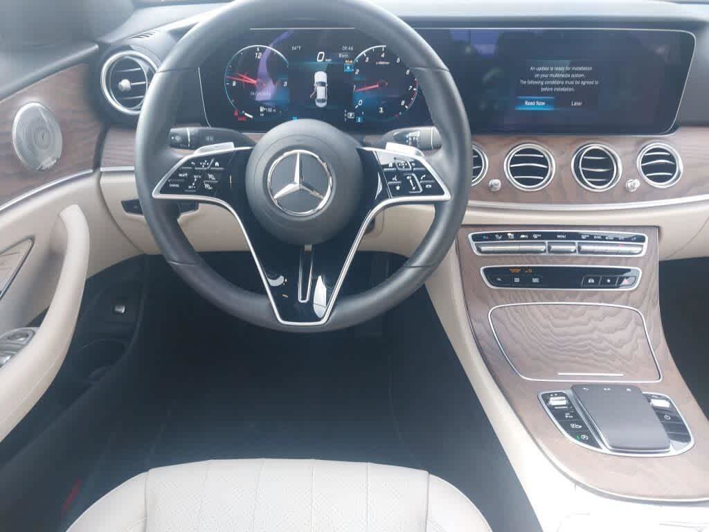 Used 2023 Mercedes-Benz E 350 4MATIC Sedan image 2