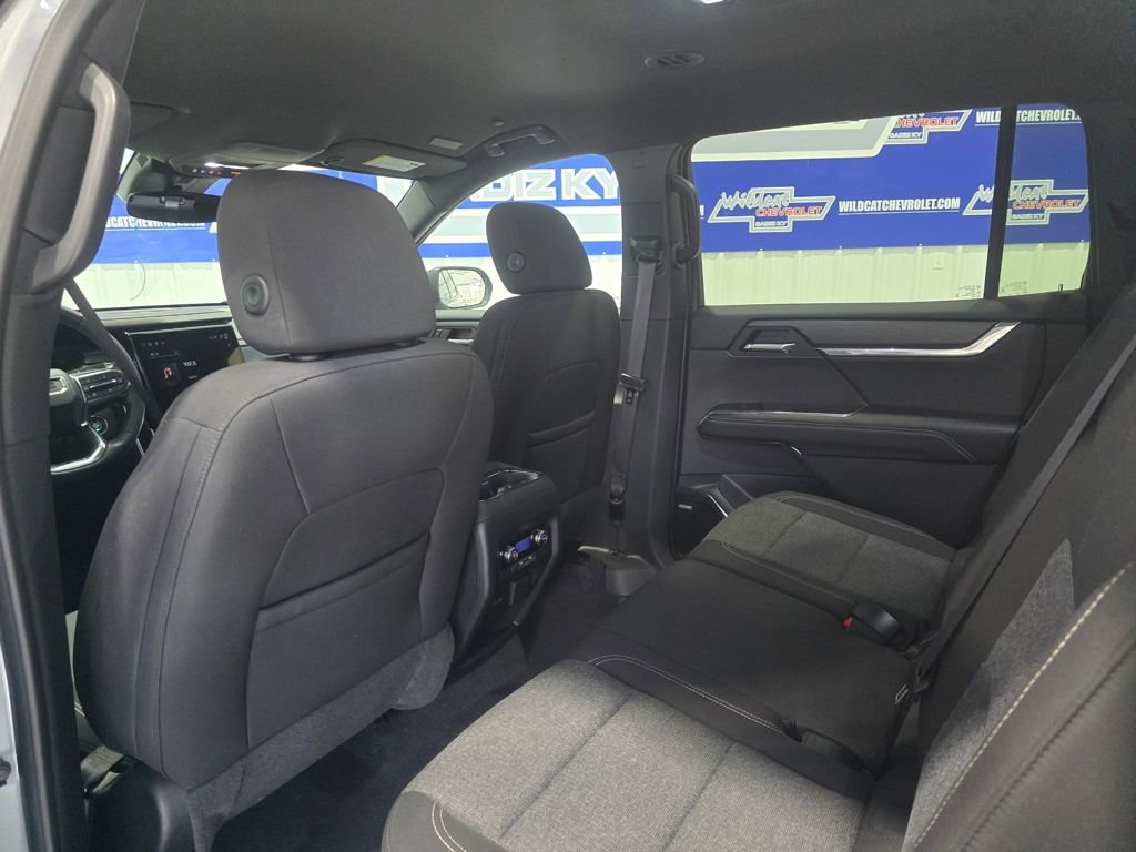 Used 2025 GMC Acadia Elevation image 20