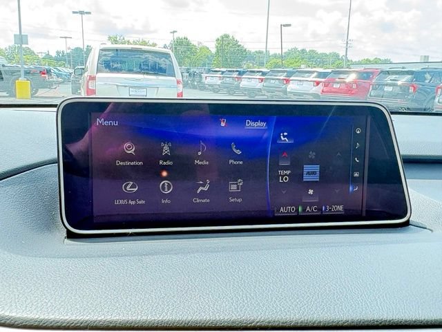 Used 2018 Lexus RX 350L Luxury w/ Accessory Package FWD image 17