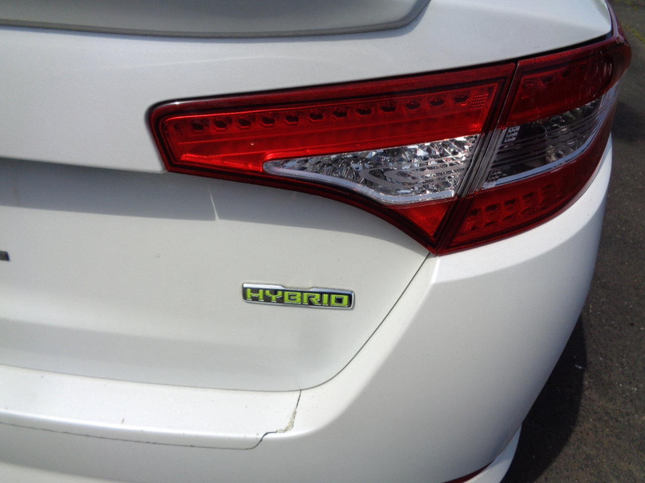Used 2012 Kia Optima Hybrid image 12