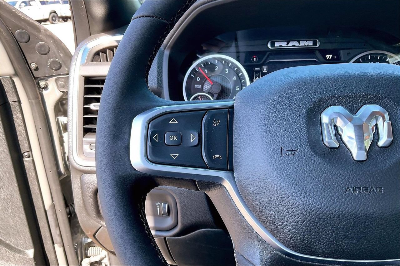 New 2026 RAM 2500 Big Horn AWD/4WD image 28