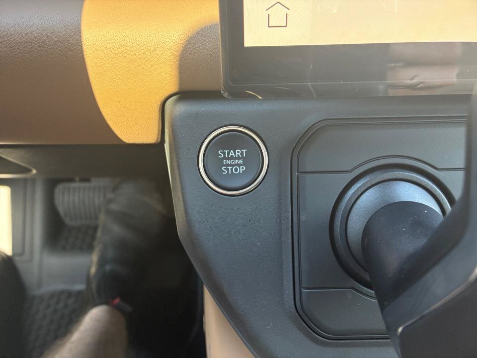 New 2026 Land Rover Defender 130 X-Dynamic SE AWD/4WD image 20