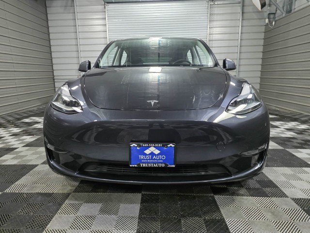 Used 2024 Tesla Model Y Long Range image 3