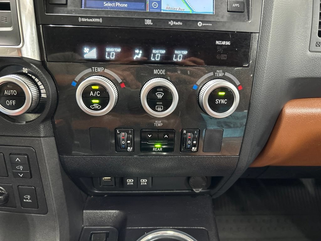 Used 2021 Toyota Sequoia Platinum AWD/4WD image 21