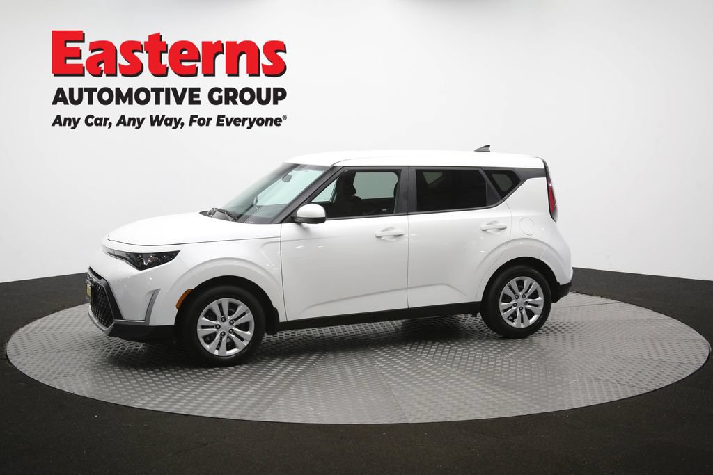 Used 2023 Kia Soul LX FWD image 56