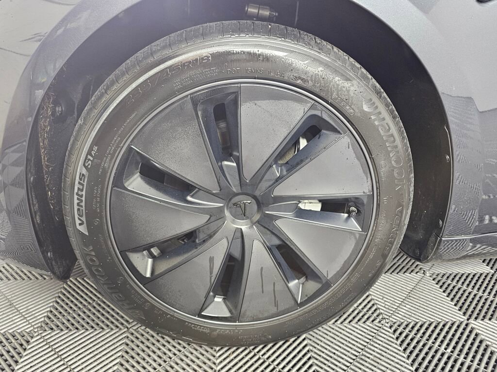 Used 2025 Tesla Model 3 Long Range image 10