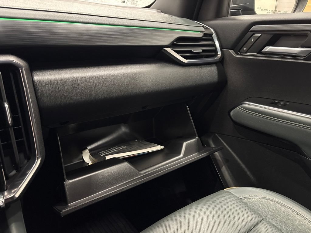 Certified 2025 GMC Acadia AT4 w/ LPO, Floor Liner Package AWD/4WD image 26
