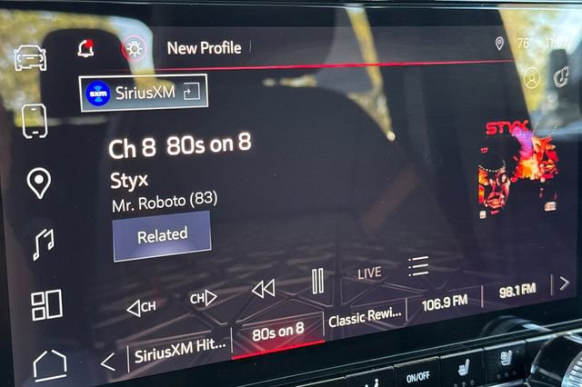 Used 2024 GMC Canyon AT4 w/ AT4 Premium Package image 26