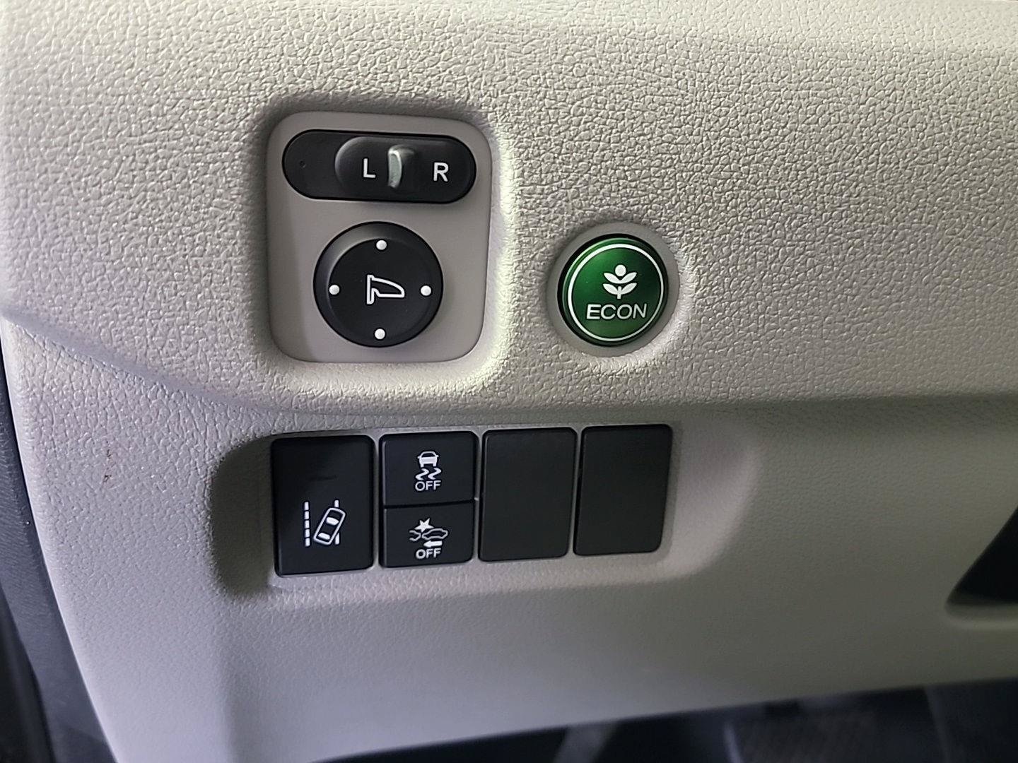 Used 2016 Honda Pilot EX image 36