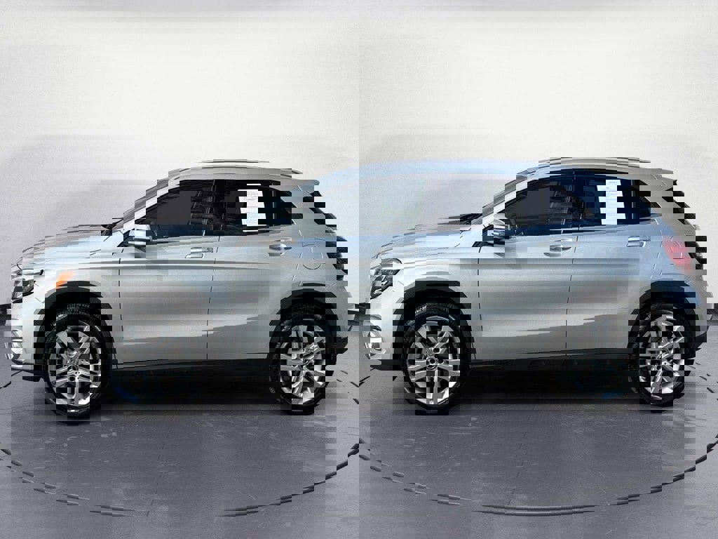 Used 2019 Mercedes-Benz GLA 250 GLA 250 video 2