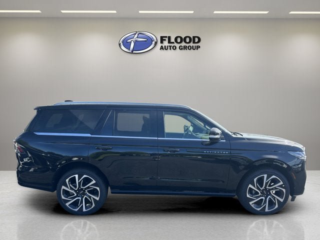 New 2026 Lincoln Navigator Black Label AWD/4WD image 4
