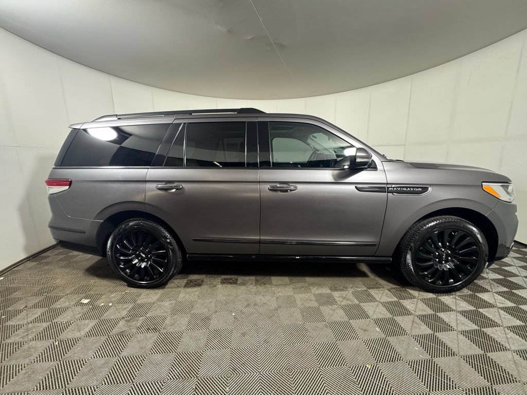 Certified 2023 Lincoln Navigator Black Label AWD/4WD image 6