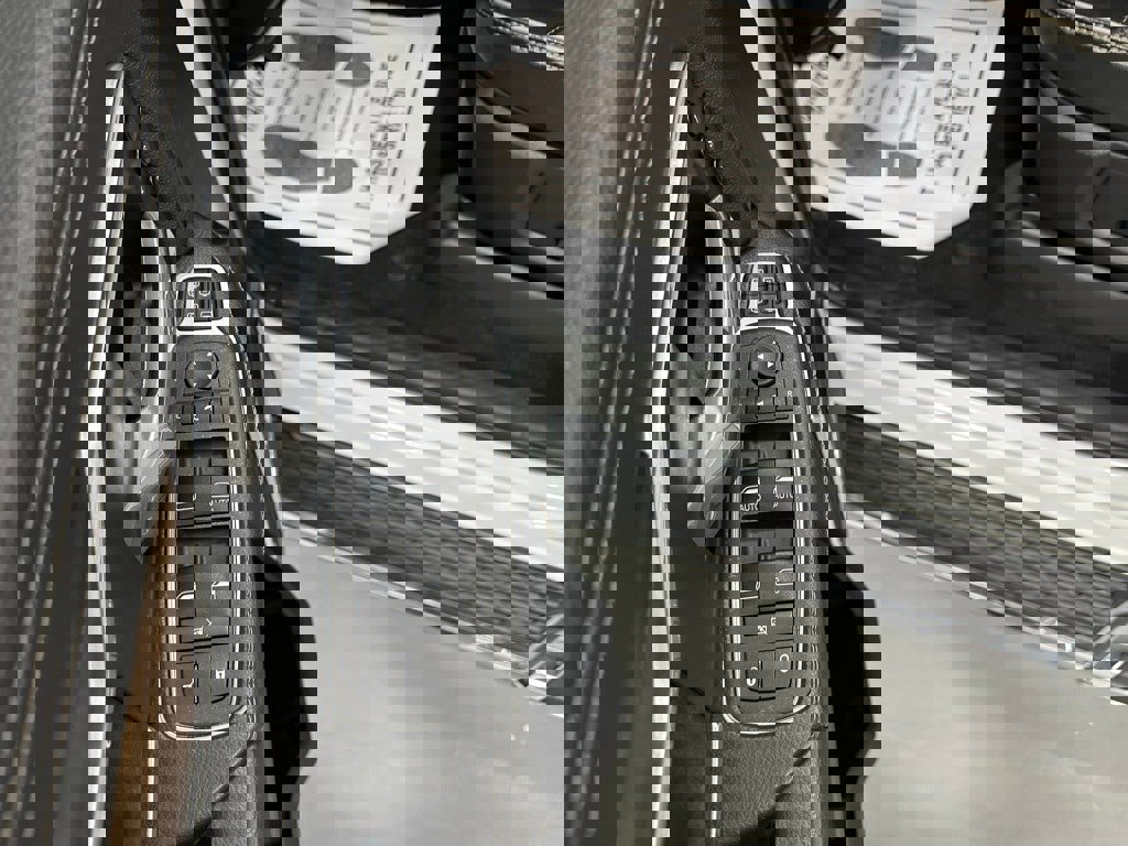 Used 2024 RAM 2500 Laramie image 9