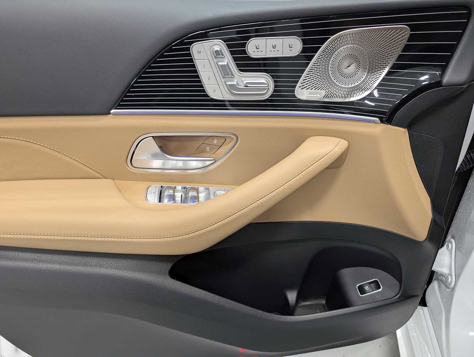 New 2026 Mercedes-Benz GLE 450 4MATIC image 33