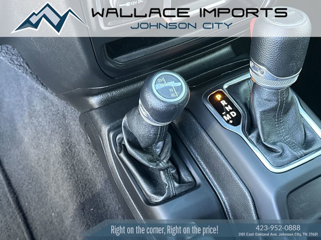 Used 2021 Jeep Gladiator Sport image 27