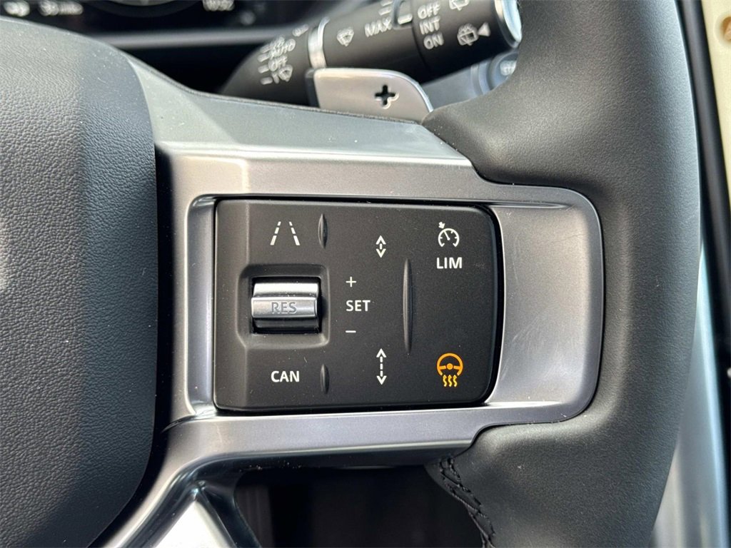 New 2026 Land Rover Discovery S image 29