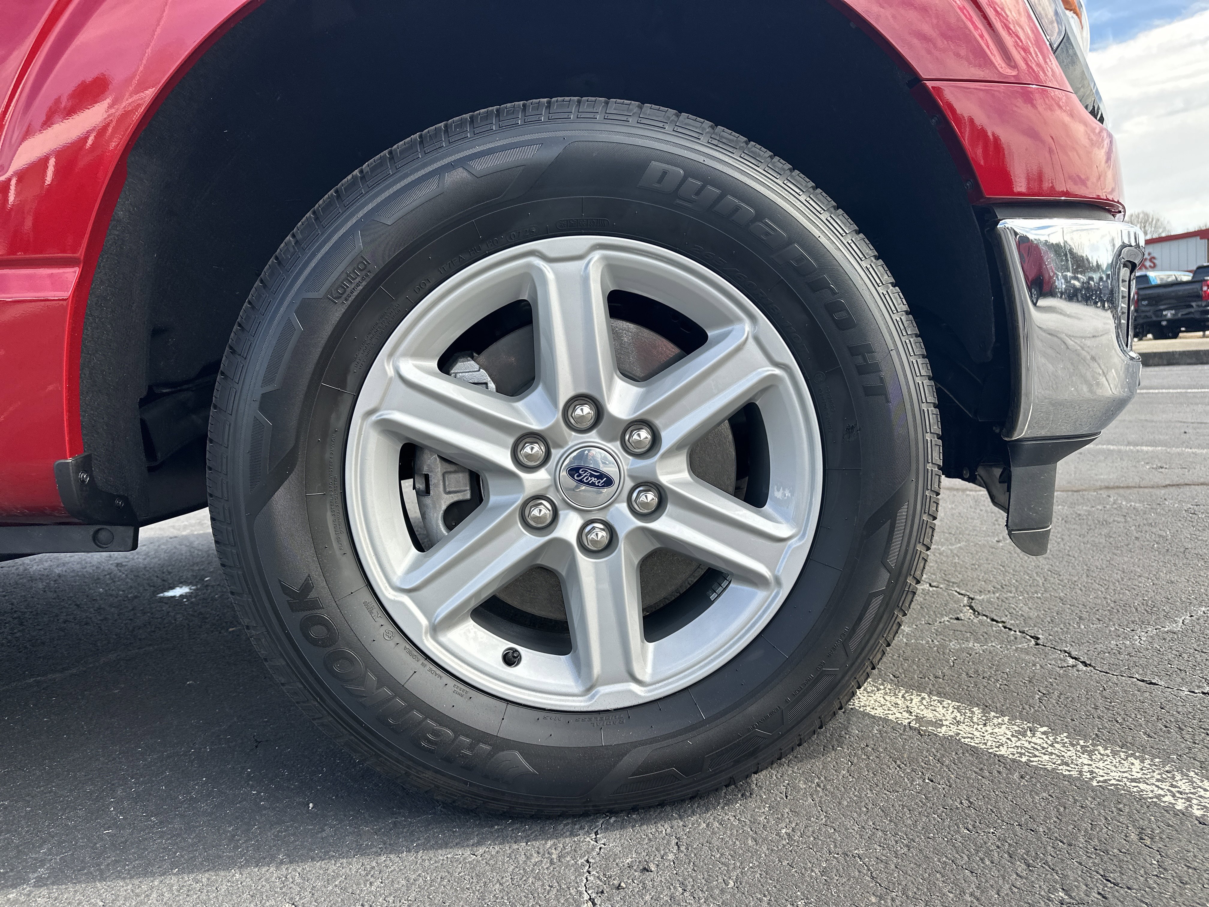 Used 2025 Ford F150 XLT w/ Equipment Group 302A MID image 13