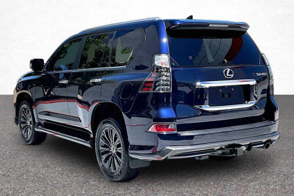 Used 2023 Lexus GX 460 Premium w/ Accessory Package AWD/4WD image 5