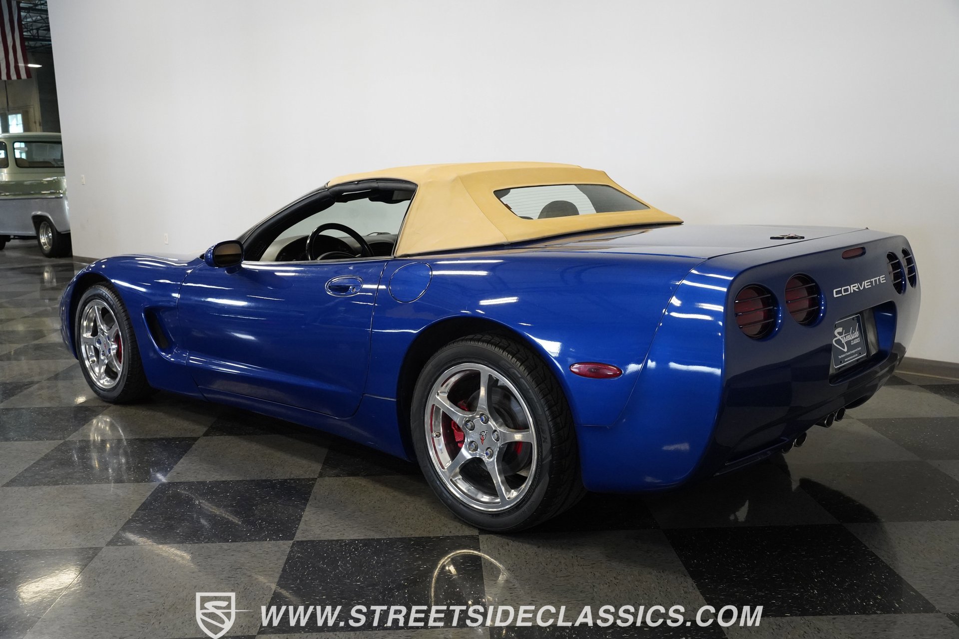 Used 2002 Chevrolet Corvette Convertible w/ Preferred Equipment Group2 image 15