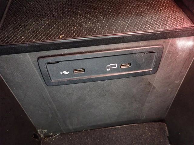 Used 2022 Mercedes-Benz GLC 300 4MATIC image 23